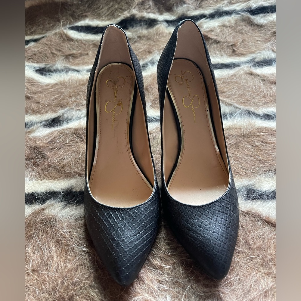 Jessica Simpson faux snakeskin heels in black